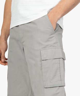 Bermuda homme avec larges poches à rabat vue2 - GEMO (HOMME) - GEMO