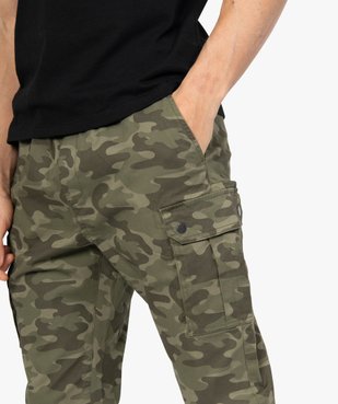 Pantalon homme multi-poches à motif camouflage vue2 - GEMO (HOMME) - GEMO