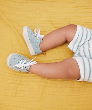 Chaussons de naissance bébé garçon en toile imprimée - LuluCastagnette vue6 - LULUCASTAGNETTE - GEMO
