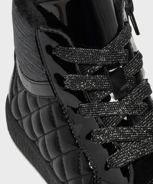 Boots fourrées vernies avec lacets pailletées et matelassage fille vue6 - LOVELY WINGS GEMO FOR GOOD - GEMO