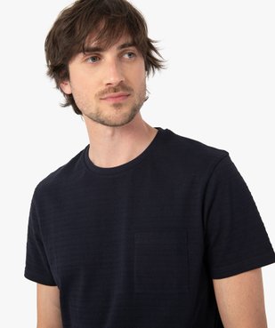 Tee-shirt homme à manches courtes uni à imprimé relief vue2 - GEMO (HOMME) - GEMO