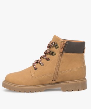 Boots garçon avec col rembourré, lacets montagne et semelle crantée vue3 - GEMO (ENFANT) - GEMO