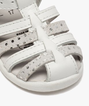 Sandales premiers pas bébé fille à brides en cuir vue6 - GEMO(BEBE DEBT) - GEMO