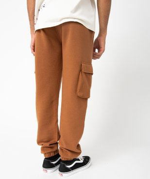 Pantalon de jogging homme avec larges poches à rabat vue3 - GEMO (HOMME) - GEMO