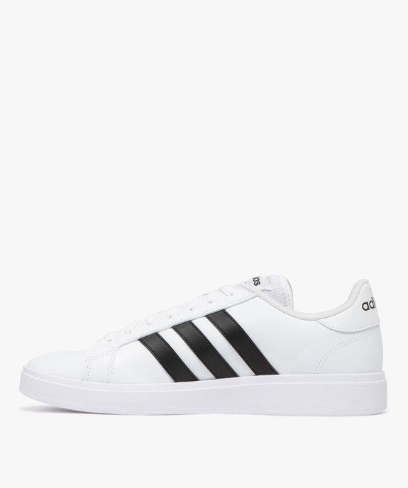 Baskets basses à bandes contrastées homme - Adidas Grand Court Base vue3 - ADIDAS - GEMO