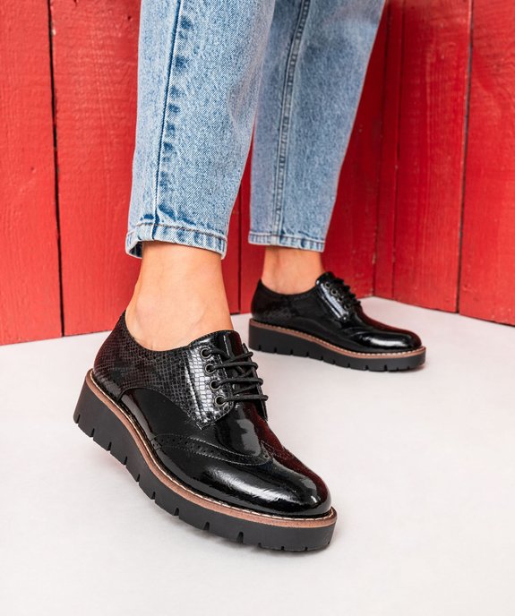 Derbies femme dessus vernis à bout fleuri à semelle plateforme crantée vue1 - GEMO (CASUAL) - GEMO