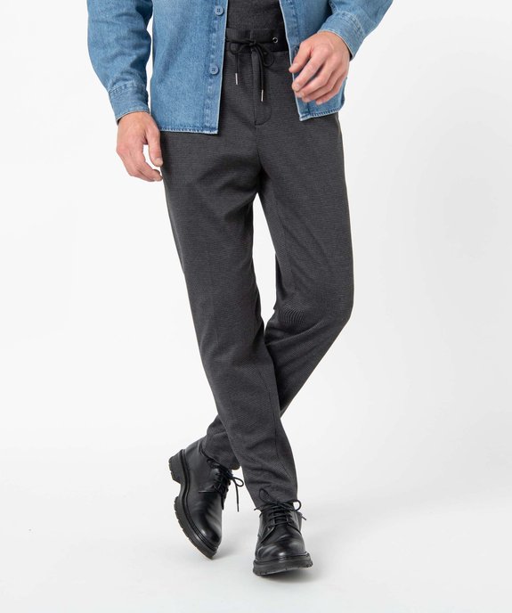 Pantalon homme à motif pied de poule avec taille ajustable vue1 - GEMO (HOMME) - GEMO