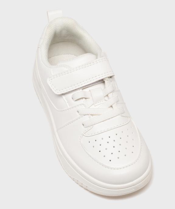 Baskets à scratch unies fille - 5 Miles vue6 - LOVELY WINGS - GEMO