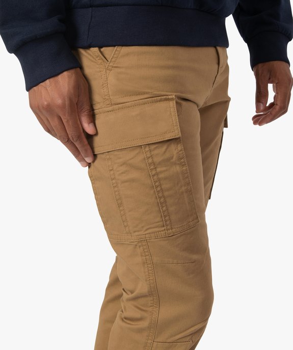 Pantalon homme cargo multipoche au coloris unique vue2 - GEMO (HOMME) - GEMO