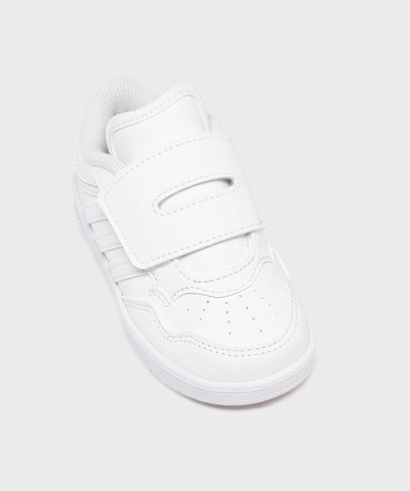 Baskets basses à scratch Hoops bébé garçon - Adidas vue5 - ADIDAS - GEMO