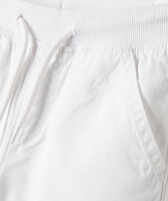 Bermuda garçon en twill de coton avec ceinture bord-côte vue2 - GEMO 4G GARCON - GEMO